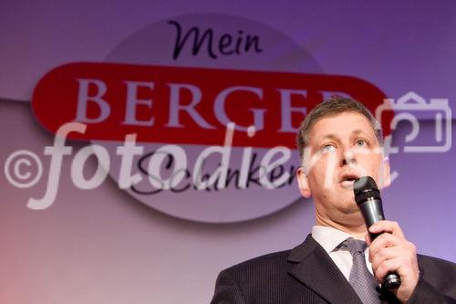 (c) fotodienst / Anna Rauchenberger - Wien, am 26.11.2009 - Der Schinkenspezialist Berger präsentiert im Palais Niederösterreich sein neues Regionalitätskonzept 'Regional Optimal', seine AMA-Gütesiegelprodukte und die geplante Marketingoffensive. FOTO: Mag. Rudolf Berger, Geschäftsführer  Berger Schinken