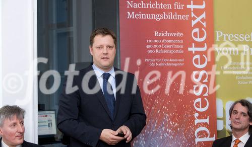 (c) fotodienst / Anna Rauchenberger - Wien, am 23.11.2009 - Gemeinsam mit Dow Jones lud die Nachrichtenagentur pressetext Investor Relations Profis heute, Montag, zur Präsentation ihres neuen Adhoc-Dienstes. Börsenotierte Unternehmen und Emittenten können seit kurzem Pflichtmitteilungen über pressetext.adhoc verschicken und das völlig kostenfrei. FOTO: Michael Tallai von Dow Jones Newswires aus Frankfurt