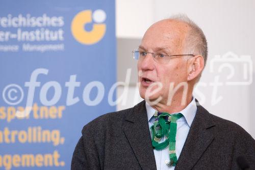 (c) fotodienst / Anna Rauchenberger - Wien, am 14.11.2009 - Der 30. Österreichische Controllertag fand vom 13. bis 14.November im Tagungszentrum des Schlosses Schönbrunn statt und stand diesmal unter dem Motto 'Der Weg aufwärts - Financial Leadership'. Damit wollte das Österreichische Controller-Institut einen bewussten Akzent gegen Kleinmut und Zukunftsangst, ausgelöst durch die Finanz-Krise, setzen. FOTO: Prof. Dr. phil. Dr. es h.c. Otfried Höffe, Lehrstuhlinhaber Philosophie, Universität Tübingen