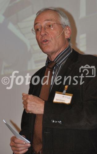 Elmar Ledergerber, Präsident Zürich Tourismus, setzt sich vehement für eine aktive Standort und Tourismuspolitik in Zürich ein.