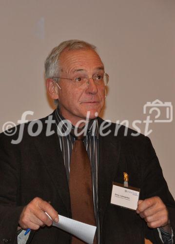 Elmar Ledergerber, Präsident Zürich Tourismus, setzt sich für eine aktive Standort und Tourismuspolitik in Zürich ein.