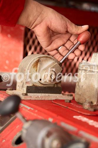 Die Bohrung des australisch-österreichischen Erdöl-Explorationsunternehmens ADX Energy Ltd. in Sidi Dhaher hat kürzlich die 2.000 Meter Marke überschritten. Das Bohrprojekt befindet sich nun in der Testphase.