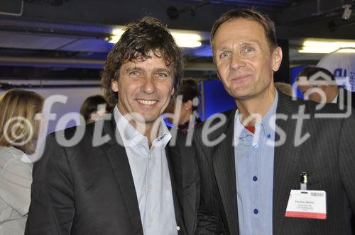 Zwei strahlende Gewinner des Myclimate Award am TTW in Montreux: Globetrotter-CEO André Lüthi und Bergwelt Geschäftsführer Fischer