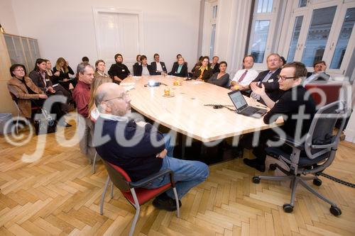 (c) fotodienst / Anna Rauchenberger - Wien, am 05.11.2009 - Impulsbeitrag über Gleitzeitregelungen im beruflichen Alltag vom Geschäftsführer der XIMES GmbH in Wien- und Erlangen, Dr. Johannes Gärtner. Welche Muster lassen sich identifizieren? Was leisten KPI (Key Performance Indicators)? FOTO: Dr. Johannes Gärtner, Geschäftsführer der XIMES GmbH in Wien- und Erlangen