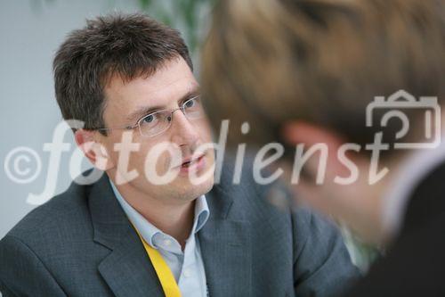 (C) fotodienst, Martina Draper,  SAP Teched Messe
Interview mit Herrn Dr. Restis Terzidis, SAP Research Karlsruhe