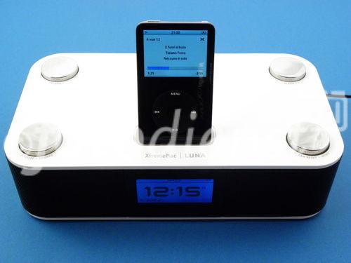 Die legendäre LUNA Musikanlage/Dockingstation wurde speziell für die iPod-/iPhone Generation entwickelt und designed. Sie ist ein international viel gerühmtes Klangwunder im schicken Kompaktformat.