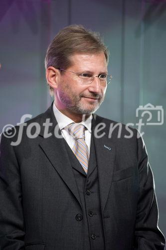 (c) fotodienst / Christopher Ohmeyer | Spatenstich für die neue WU am Messegelände Wien, Südportalstraße / Rotundenplatz Halle 10Foto: Johannes Hahn, Wissenschaftsmininster