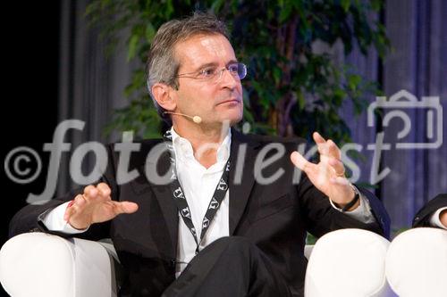 (C) fotodienst/Anna Rauchenberger -  Wien, am 07.10.2009 - Medienmesse 2009: Vom 7.-9. Oktober findet Österreichs größte Kommunikationsfachmesse statt. Die im Rahmen der Medienmesse ebenfalls stattfindenden XVI. Österreichischen Medientage stehen unter dem Generalthema: DIE WELT NACH 2008 - STRATEGIEN FÜR VOLATILE ZEITEN. FOTO: DI Herbert Paierl, Magna