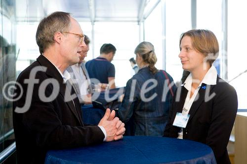 (C) fotodienst/Anna Rauchenberger -  Wien, am 22.09.2009 - Das FMK Forum Mobilkommunikation veranstaltete heute gemeinsam mit der Forschungsgemeinschaft Funk E.V. in der Urania eine Informations- und Diskussionsrunde aus der Reihe 'Handy und Co' zum Thema 'Seriöse Forschung oder Junk Science? - Qualitätsstandards wissenschaftlichen Arbeitens in der Mobilfunkforschung'. 