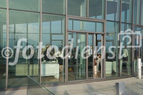 (C)fotodienst/Christopher OhmeyerAnlässlich der Dachgleichenfeier am Uniqa Tower sprach Jean Nouvel im Odeon über seine Projekte und bat anschließend im Uniqa-Gebäude zur PressekonferenzFotos: PK im Uniqa Gebäude