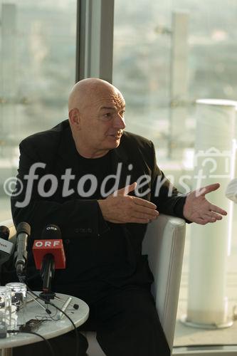 (C)fotodienst/Christopher Ohmeyer
Anlässlich der Dachgleichenfeier am Uniqa Tower sprach Jean Nouvel im Odeon über seine Projekte und bat anschließend im Uniqa-Gebäude zur Pressekonferenz

Foto: Jean Nouvel
