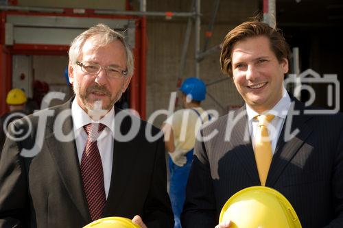 (C)fotodienst/Christopher Ohmeyer
Anlässlich der Dachgleichenfeier am Uniqa Tower sprach Jean Nouvel im Odeon über seine Projekte und bat anschließend im Uniqa-Gebäude zur Pressekonferenz

Fotos: Rudi Schicker (Stadtrat)
