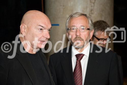 (C)fotodienst/Christopher Ohmeyer
Anlässlich der Dachgleichenfeier am Uniqa Tower sprach Jean Nouvel im Odeon über seine Projekte und bat anschließend im Uniqa-Gebäude zur Pressekonferenz

Fotos: Jean Nouvel, Rudi Schicker