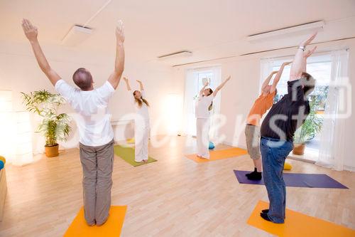 (C) fotodienst/Anna Rauchenberger - Wien 09.09.2009 - Heute öffnete das FREIRAUM - Institut für ganzheitliche Entwicklung in der Türkenstraße im 9. Wiener Gemeindebezirk seine Pforten. Angeboten werden eine große Fülle an Kursen, Seminaren, Workshops, Coachings und Therapiemethoden von Yoga bis Qigong.