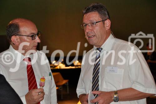 Zur feierlichen Grundsteinlegung für den Neubau auf dem Maag-Areal in Zürich West hatten neben der Swiss Prime Site AG (Investor) und der HRS Real Estate AG (Totalunternehmen)
auch der künftige Mieter, das Wirtschaftsprüfungs- und Beratungsunternehmen Ernst &
Young, eingeladen. Ernst & Young wird das Gebäude als neuen Zürcher Firmensitz nutzen.
