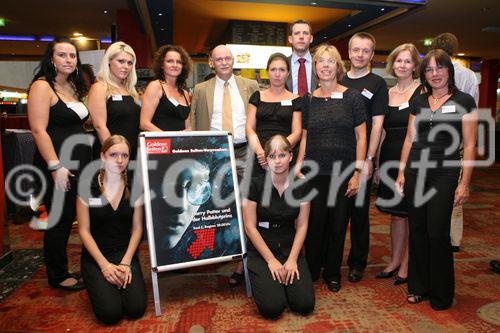 (C) fotodienst/Anna Rauchenberger - Wien 15.07.2009 - Die Goldene Seiten VerlagsgesmbH lud heute zur Premiere von 'Harry Potter und der Halbblutprinz' in die UCI Milleniums City. Passend zum Film unterhielt ein Zauberer die Gäste mit Tricks. Vor der Vorstellung verlosten der Hotelier Hagleitner und der Uhrenhersteller Hanhart wertvolle Preise.