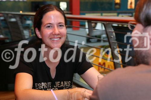 (C) fotodienst/Anna Rauchenberger - Wien 15.07.2009 - Die Goldene Seiten VerlagsgesmbH lud heute zur Premiere von 'Harry Potter und der Halbblutprinz' in die UCI Milleniums City. Passend zum Film unterhielt ein Zauberer die Gäste mit Tricks. Vor der Vorstellung verlosten der Hotelier Hagleitner und der Uhrenhersteller Hanhart wertvolle Preise.