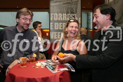 (C) fotodienst/Anna Rauchenberger - Wien 15.07.2009 - Die Goldene Seiten VerlagsgesmbH lud heute zur Premiere von 'Harry Potter und der Halbblutprinz' in die UCI Milleniums City. Passend zum Film unterhielt ein Zauberer die Gäste mit Tricks. Vor der Vorstellung verlosten der Hotelier Hagleitner und der Uhrenhersteller Hanhart wertvolle Preise.