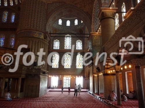 Innendetail der Blauen Moschee, einem der bedeutendsten Bauwerke der Osmanen in Istanbul. © Fotodienst / Wilfried Seywald