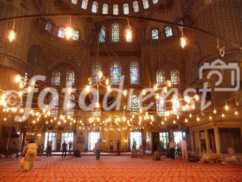 Innendetail der Blauen Moschee, einem der bedeutendsten Bauwerke der Osmanen in Istanbul. © Fotodienst / Wilfried Seywald