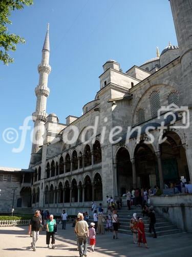 Die Blaue Moschee, eines der bedeutendsten Bauwerke der Osmanen in Istanbul. © Fotodienst / Wilfried Seywald