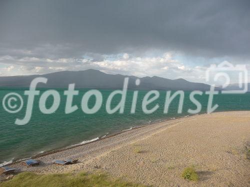 Die osttürkische Region rund um den Van-See soll mit massiven Investitionen in die touristische Infrastruktur fit für die Zukunft gemacht werden. Im Bild: Blick von der Ferienanlage Dr. Koch Reisen auf den sodahältigen See.