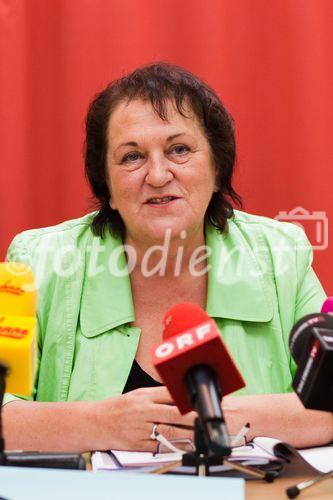 Landesrätin Erika Scharer, Gesundheitsressort Land Salzburg, Pressekonferenz 