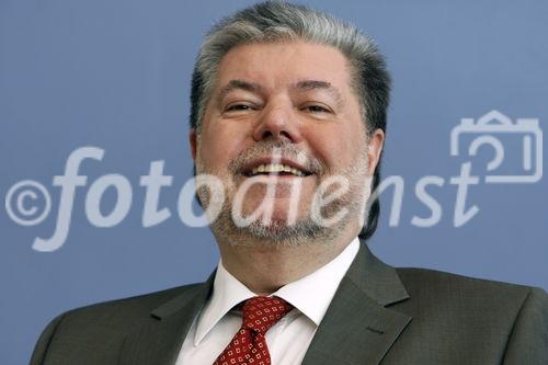 Berlin, den 10.03.2008-Bundespressekonferenz
Foto: Kurt Beck, Vorsitzender der SPD.
Copyright by Reiner Zensen