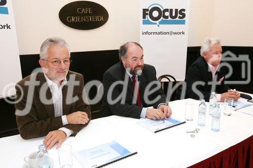 (C) fotodienst/Anna Rauchenberger - Wien, am 23.06.2009 - Das Focus Institut präsentierte heute im Café Griensteidl das 'Werbebarometer' und gab eine Werbeprognose, basierend auf einer regelmäßigen Befragung der werbetreibenden Wirtschaft und Agenturen, ab. Demzufolge gehen die Werbeausgaben seit nunmehr 3 Jahren zurück, durch die Finanzkrise hat sich die Situation noch verschlechtert. Laut 'Focus' ist die Talsole noch lange nicht erreicht. FOTO v.l.: Mag. Klaus Fessel, Focus Institut, Mag. Josef Leitner, Focus Institut, Mag. Michael Himmer, Group M.