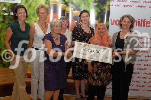 (c) Fotodienst.at - Martin Buchhas | Eckes Granini Charity Awarad für die Volkshilfe-Beratungsstelle FAIR