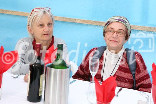 (C) fotodienst/Anna Rauchenberger - Wien, am 02.06.2009 - Heute lud die Wohnbauvereinigung für Privatangestellte gemeinnützige Ges.m.b.H. zur Feier der Dachgleiche zum Frauenwohnprojekt ro*sa im 22. Wiener Gemeindebezirk. 