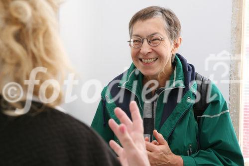 (C) fotodienst/Anna Rauchenberger - Wien, am 02.06.2009 - Heute lud die Wohnbauvereinigung für Privatangestellte gemeinnützige Ges.m.b.H. zur Feier der Dachgleiche zum Frauenwohnprojekt ro*sa im 22. Wiener Gemeindebezirk. 