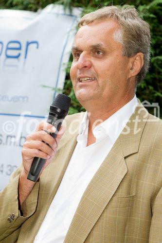 (C) fotodienst.at / Anna Rauchenberger - Mödling, am 08.09.2011 - Sommerfest beim 'Steuerprofi', der Steuerberatungskanzlei Tiefengraber und Partner in Mödling.