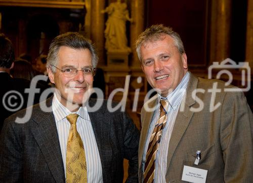 Am 14. 5. 2009 fand im kleinen Festsaal der Universität Wien eine Diskussion statt, unter dem Thema: Begegnung mit der Wirtschaftskrise
v.l. Myron Scholes (Nobelpreisträger) Michael Jäger (Bund der Steuerzahler)