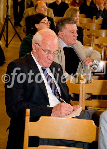 Am 14. 5. 2009 fand im kleinen Festsaal der Universität Wien eine Diskussion statt, unter dem Thema: Begegnung mit der Wirtschaftskrise