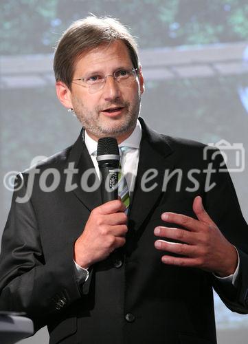 (C) fotodienst/Anna Rauchenberger - Wien, am 07.05.2009 - Abendveranstaltung Microsoft Innovation Day und Preisverleihung Innovation Award 2009 im Microsoft Innovation Center (MIC). FOTO: BM Johannes Hahn, Bundesministerium für Wissenschaft und Forschung,