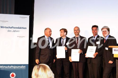 c)fotodienst/Andrea Ganshorn - Frankfurt am Main, 05.05.2009 - Preisverleihung für 'Deutschlands beste Wirtschaftsredaktionen' und 'Deutschlands beste Unternehmenssprecher' durch das Branchenmagazin 'Wirtschaftsjournalist', FOTO: v.l.n.r. Reinhard Fröhlich (Geschäftsinhaber DELTA Communications), Mark Schieritz (DIE ZEIT), Jörg Eigendorf (Welt am Sonntag), Dr. Reiner Hank (F.A.S.), Markus Wiegand (Chefredakteur 'Wirtschaftsjournalist')
