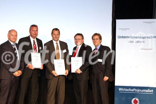 c)fotodienst/Andrea Ganshorn - Frankfurt am Main, 05.05.2009 - Preisverleihung für 'Deutschlands beste Wirtschaftsredaktionen' und 'Deutschlands beste Unternehmenssprecher' durch das Branchenmagazin 'Wirtschaftsjournalist', FOTO: v.l.n.r. Reinhard Fröhlich (Geschäftsinhaber DELTA Communications), Thorsten 
Rolfes (C & A), Jürgen Homeyer (Metro), Jörg Howe (Unternehmenskommunikation Daimler), ), Markus Wiegand (Chefredakteur 'Wirtschaftsjournalist')

