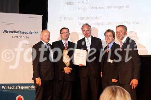 c)fotodienst/Andrea Ganshorn - Frankfurt am Main, 05.05.2009 - Preisverleihung für 'Deutschlands beste Wirtschaftsredaktionen' und 'Deutschlands beste Unternehmenssprecher' durch das Branchenmagazin 'Wirtschaftsjournalist', FOTO: v.l.n.r. Reinhard Fröhlich (Geschäftsinhaber DELTA Communications), Holger Steltzner (Herausgeber F.A.Z.), Prof. Dr. Keitel (Präsident des BDI), Markus Wiegand (Chefredakteur 'Wirtschaftsjournalist') Johann Oberauer (Herausgeber 'Wirtschaftsjournalist')