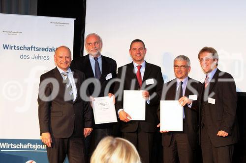 c)fotodienst/Andrea Ganshorn - Frankfurt am Main, 05.05.2009 - Preisverleihung für 'Deutschlands beste Wirtschaftsredaktionen' und 'Deutschlands beste Unternehmenssprecher' durch das Branchenmagazin 'Wirtschaftsjournalist', FOTO: v.l.n.r. Reinhard Fröhlich (Geschäftsinhaber DELTA Communications),  Rolf Anders (Dow Jones News), Knut Engelmann (Reuters), Martin Romanczyk (dpa), Markus Wiegand (Chefredakteur 'Wirtschaftsjournalist')