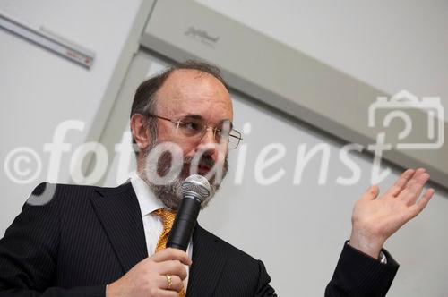 (C) fotodienst/Gudrun Krieger - Wien 29.04.2009 - Tagung: E-Health und Krankenhausinformationssysteme; Foto: Dr. Clemens Auer (BM für
Gesundheit)