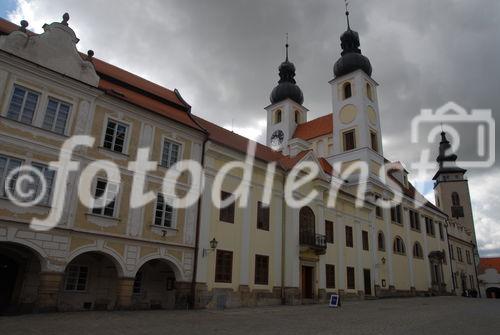 Die NÖ Landesausstellung wird 2009 erstmal an 3 Standorten gleichzeitig stattfinden: in Horn, in Raabs und in Telc (CZ).