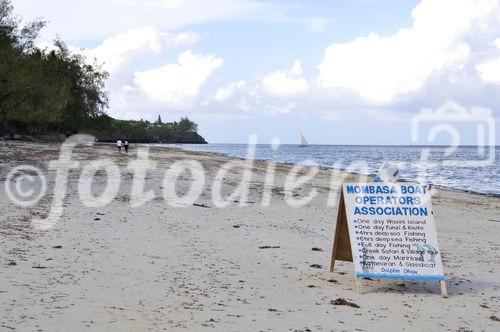 Wenig Betrieb bei den Bootsbetreibern und Souvenierverkäufer an Mombasa's Stränden