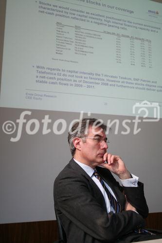 (C) fotodienst; Julia Fuchs, Wien - CEE Equity Strategy:
Märkte bleiben volatil, aber Bodenbildung erscheint realistisch. Foto:(vlnr): Fritz Mostböck, 