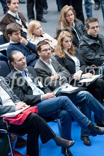 (C)fotodienst: Franz Pfluegl; Zürich - Am 01. und 02. April 09 öffnete in  Zürich die erste Online Marketing Messe ihre Pforten. Das Fachpublikum informierte sich über digitales Marketing. Besonders im Vordergrund stand: Online-Vermarktung, Performance Marketing, E-Mail Marketing, Suchmaschinen-Marketing, Affiliate Marketing, Podcast-, Video-, Streaming-, IPTV-, WebTV-Plattformen,  E-Commerce, Targeting, Tracking, Ad-Serving, Social Networks, u.v.m