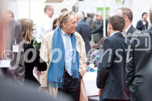 (C)fotodienst: Franz Pfluegl; Zürich - Am 01. und 02. April 09 öffnete in  Zürich die erste Online Marketing Messe ihre Pforten. Das Fachpublikum informierte sich über digitales Marketing. Besonders im Vordergrund stand: Online-Vermarktung, Performance Marketing, E-Mail Marketing, Suchmaschinen-Marketing, Affiliate Marketing, Podcast-, Video-, Streaming-, IPTV-, WebTV-Plattformen,  E-Commerce, Targeting, Tracking, Ad-Serving, Social Networks, u.v.m