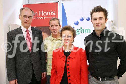 (C) fotodienst/Anna Rauchenberger - Wien, 31.3.2009 - Laut einer aktuellen Studie von GfK Austria und der Dr. Peithner KG vertraut rund die  Hälfte der Österreicherinnen und Österreicher der Homöopathie, zur Behandlung von Sportverletzungen wierd sie jedoch nur relativ wenig herangezogen. FOTO v.l.: Mag. Martin Peithner, MBA, Geschäftsführer der Dr. Peithner KG, Dr. Holger Förster, Sportmediziner, Homöopathischer Arzt und regierender Ärzteweltmeister im 800m  und 1500m Lauf, Dr. Christiane Körner, Vizepräsidentin der Österreichischen Apothekerkammer, Martin Kronsteiner, Trainer John Harris Fitness.