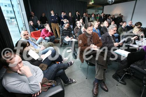 (C) fotodienst/Anna Rauchenberger - Wien, 18.3.2009 - In den ORF Radiosendern liegt der Anteil der Musik aus Österreich weit unter dem europäischen Schnitt. Nun soll eine freiwillige Vereinbarung zwischen ORF und SOS-Musikland.at (Freie Plattform der Musikschaffenden- und Musikproduzentenverbände Österreichs) zur Steigerung des Anteils von Musik aus Österreich in den Radioprogrammen des ORF getroffen werden. Die bisherigen Vorschläge des ORF sind für SOS-musikland.at unzureichend. 