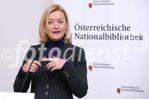 (C) fotodienst/Anna Rauchenberger - Wien, 13.02.2009 - Die Österreichische Nationalbibliothek präsentierte die Bilanz 2008 und stellte das Programm für 2009 vor, das nicht nur die weitere Digitalisierung der Bibliothek, sondern auch große Bau- und Sanierungsarbeiten vorsieht. FOTO: Dr. Johanna Rachinger, Generaldirektorin der Österreichischen Nationalbibliothek (ONB)