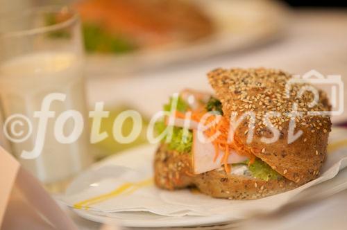 © Fotodienst/Nadja Meister. Wien 11.2.2009 Ab sofort bieten viele österreichische Bäckereien als gesunde Jause ein „Herzweckerl“ an – eine Kampagne des Fonds Gesundes Österreich (FGÖ)
